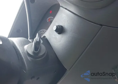 2000 Ford F-150 Work Series/Xl/Xlt из США, поврежденный, VIN 1FTZX1727YNB30615